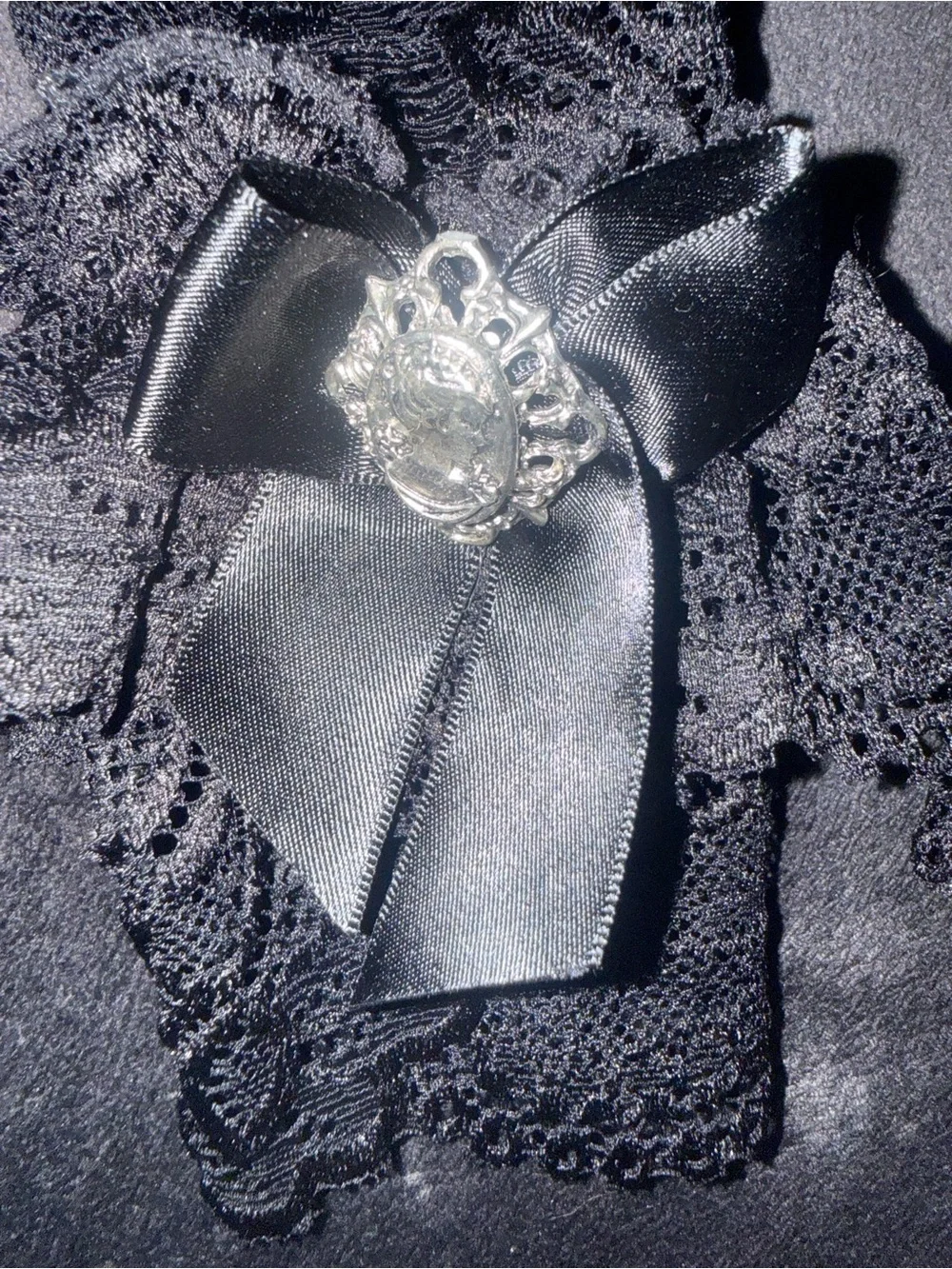 NWOT DOLLS KILL WIDOW DEEP WINTER SATIN BOW LACE GLOVES